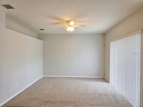 10805 Australian Pine Dr in Riverview, FL - Building Photo - Building Photo
