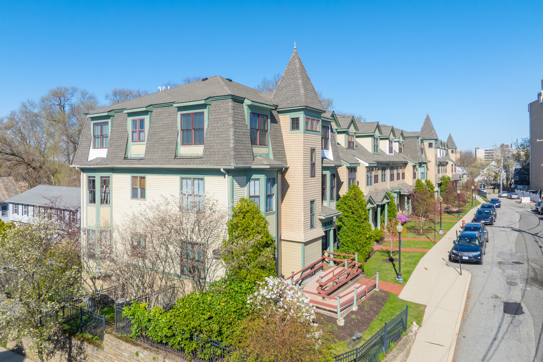 Weston Avenue in Somerville, MA - Building Photo