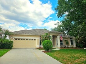 1507 Carillon Park Dr in Oviedo, FL - Building Photo