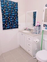 194 Bexley Ln, Unit 2nd F in Piscataway, NJ - Foto de edificio - Building Photo