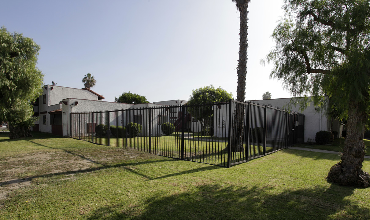 Marian Apartments in Anaheim, CA - Building Photo