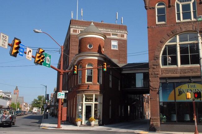 M'Calister Inn Apartments in Hanover, PA - Building Photo - Building Photo