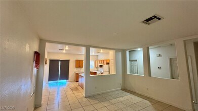 9549 Birch Basin Ct in Las Vegas, NV - Building Photo - Building Photo