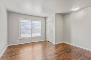 1217 N Blackwelder Ave, Unit 2 in Oklahoma City, OK - Building Photo