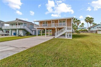18 W Hibiscus St in South Padre Island, TX - Building Photo - Building Photo