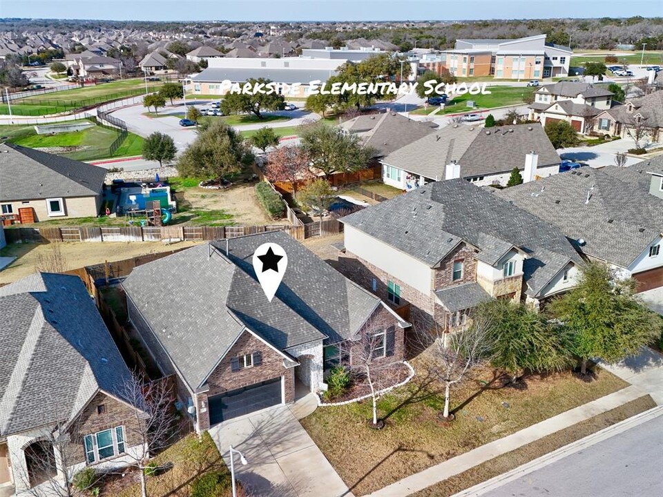 112 Canyon Lake Ln in Georgetown, TX - Building Photo