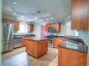 5304 Wolf Run in Austin, TX - Building Photo - Building Photo