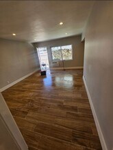 1136 W 120th St in Los Angeles, CA - Building Photo - Building Photo