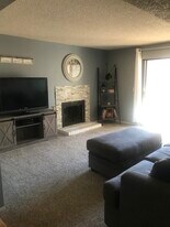 3141 S Tamarac Dr, Unit E207 in Denver, CO - Building Photo