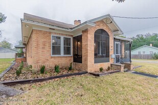 5101 Fremont St in Jacksonville, FL - Building Photo