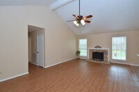 13303 Klamath Falls Dr photo'