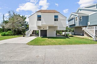 8439 River Rd in Wilmington, NC - Building Photo