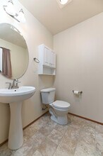 2413 106th Dr SE in Lake Stevens, WA - Building Photo - Building Photo