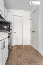 534 E 14th St in New York, NY - Foto de edificio - Building Photo