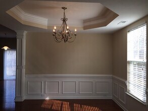 1409 Paulonia Way in McLeansville, NC - Foto de edificio - Building Photo