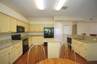 10905 Capstan Lake Dr in Riverview, FL - Building Photo - Building Photo