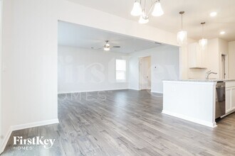 600 Goldburn Wy in Simpsonville, SC - Building Photo - Building Photo