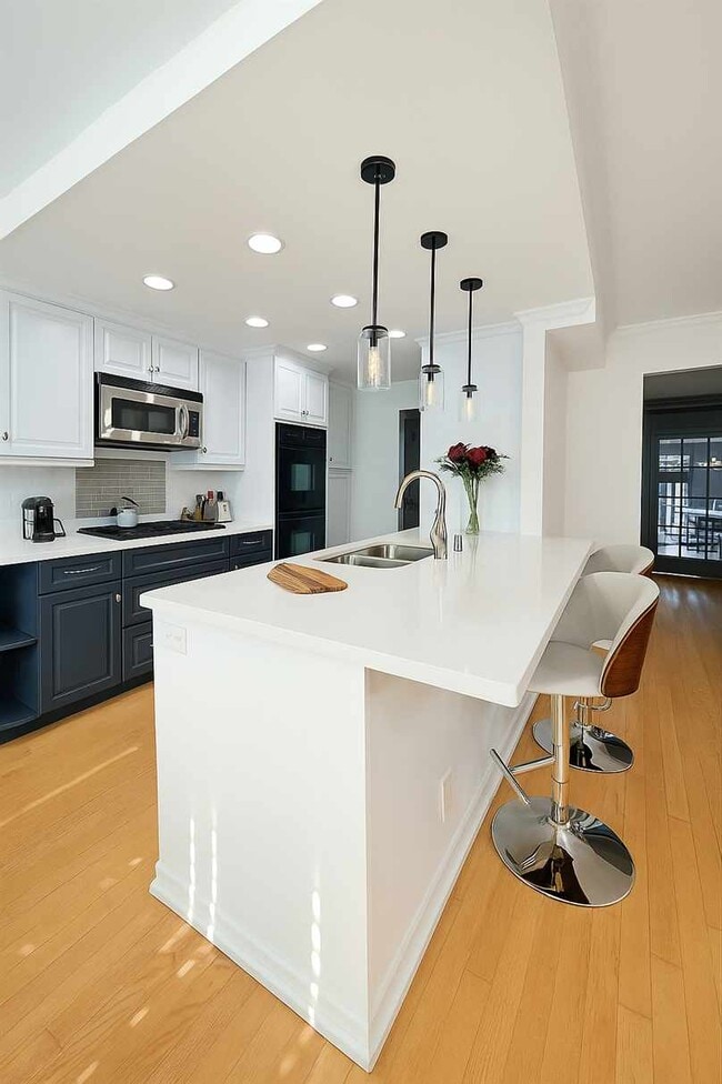 4515 Alla Rd in Marina Del Rey, CA - Building Photo - Building Photo