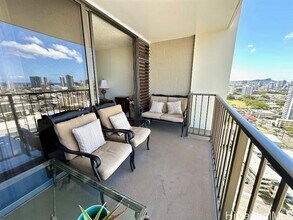 1630 Liholiho St in Honolulu, HI - Building Photo - Building Photo