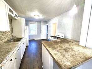 2525 N Weil St in Milwaukee, WI - Building Photo - Building Photo