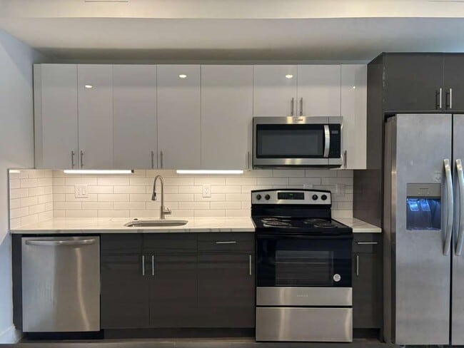 2347 N 6th St, Unit A in Philadelphia, PA - Building Photo - Building Photo