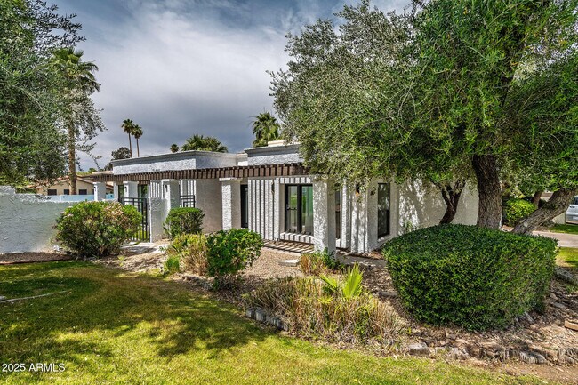 1925 E Lane Ave in Phoenix, AZ - Building Photo - Building Photo