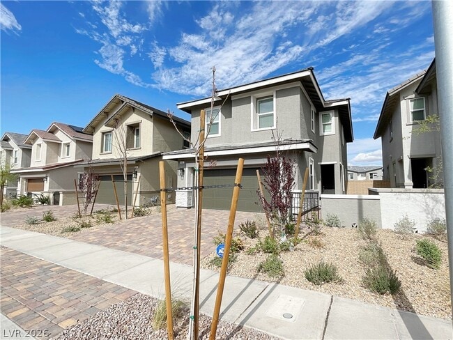 8520 Little Fox St in Las Vegas, NV - Building Photo - Building Photo