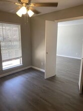 18333 Roehampton Dr in Dallas, TX - Foto de edificio - Building Photo