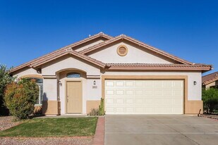 1913 S 83rd Dr in Tolleson, AZ - Building Photo