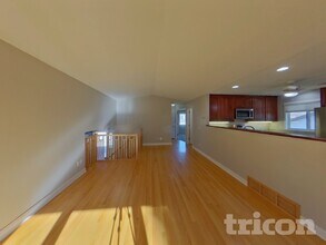 1701 116th St E in Burnsville, MN - Building Photo - Building Photo