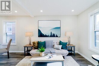 4 Freeman St in Toronto, ON - Building Photo - Building Photo