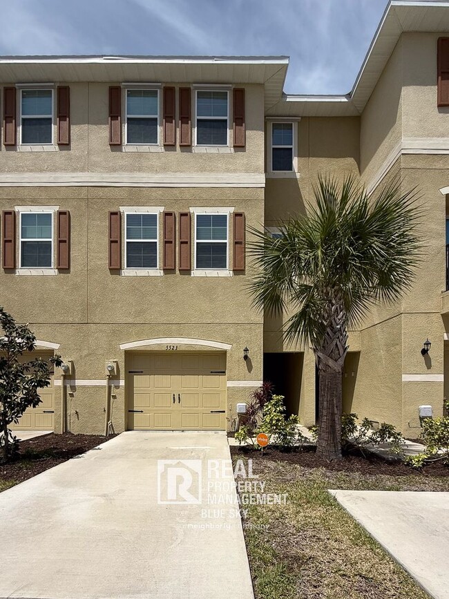 property at 5523 Wahoo Ct