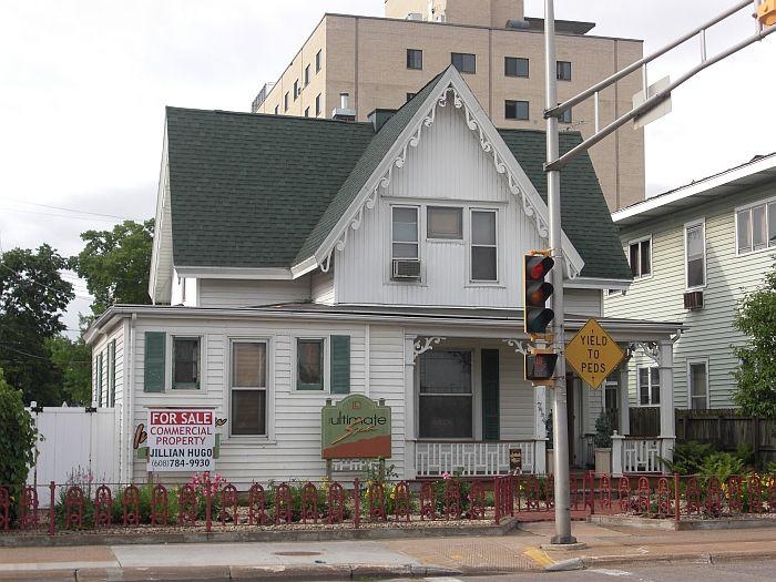 714 Cass St in La crosse, WI - Building Photo