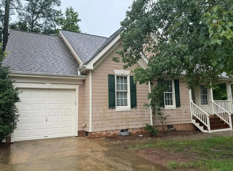 205 Union Mills Way in Cary, NC - Building Photo