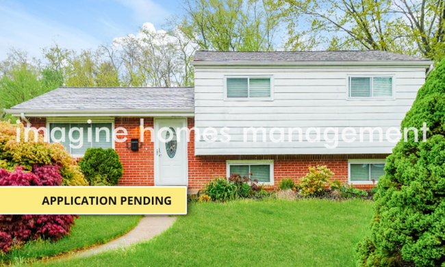 property at 800 Niagara Dr