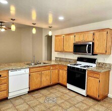 4316 Range Dr in Bakersfield, CA - Building Photo - Building Photo