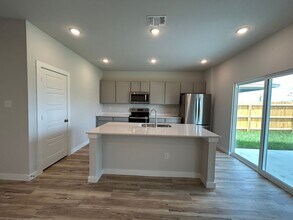 4305 Danforth St in Canyon Lake, TX - Building Photo - Building Photo