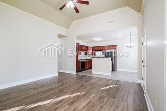 121 Kingston Ct in Birmingham, AL - Building Photo - Building Photo