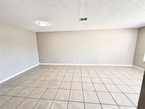 701 Quail Hollow Dr in Orlando, FL - Building Photo - Building Photo