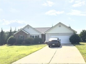 211 Lucas Way in Statham, GA - Building Photo