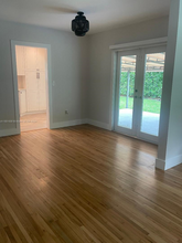 5901 SW 72nd Ave in Miami, FL - Building Photo - Building Photo