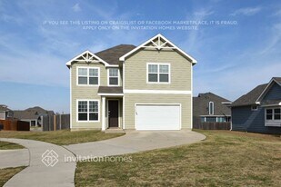 2101 Windsor Farms Dr in Denton, TX - Building Photo