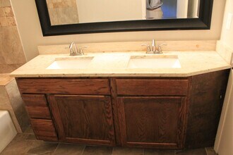 809 W Northgate Dr in Irving, TX - Building Photo - Building Photo