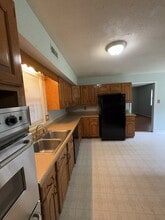 110 Birch Rd in Jacksonville, NC - Building Photo - Building Photo