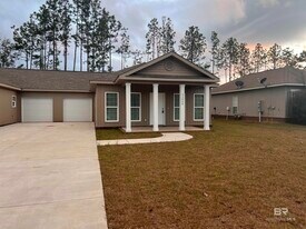 33048 Stables Dr in Spanish Fort, AL - Building Photo
