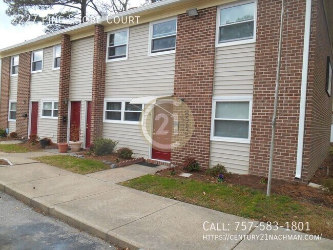property at 2227 Pine Shore Ct