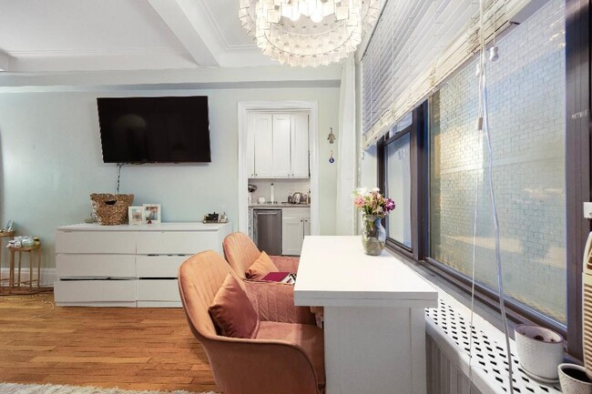 7 Park Ave in New York, NY - Building Photo - Building Photo