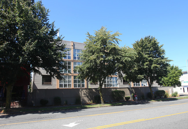 West 206 Apartments in Seattle, WA - Building Photo - Building Photo