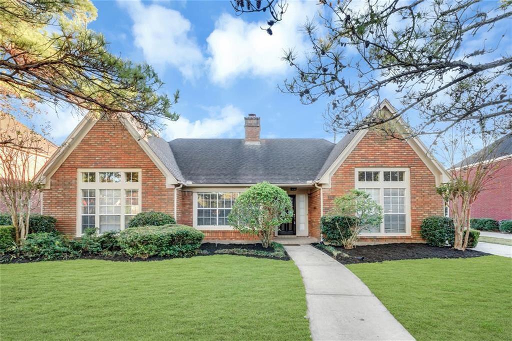 3931 Bratton St in Sugar Land, TX - Building Photo