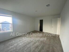 385 Amber Gln in Maxwell, TX - Building Photo - Building Photo